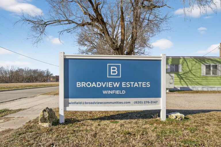 E th Avenue, affordable mobile home for sale, sale, rent, affordable mobile home for rent, manufactured