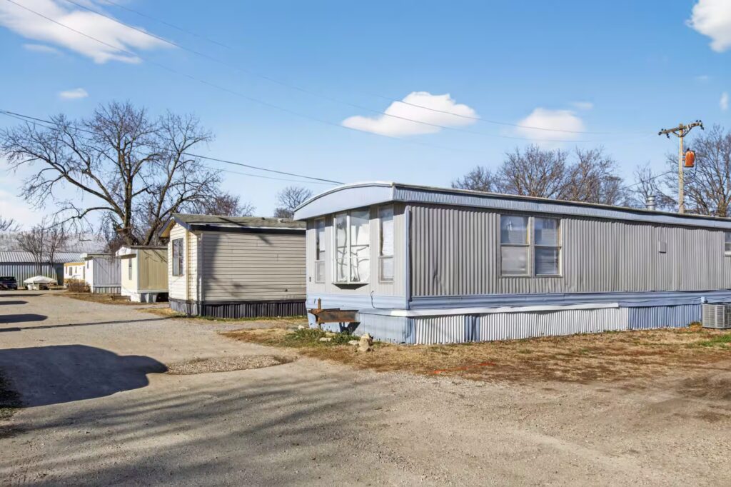manufactured, affordable mobile home for sale, manufactured homes near me, E th Avenue, affordable, rent