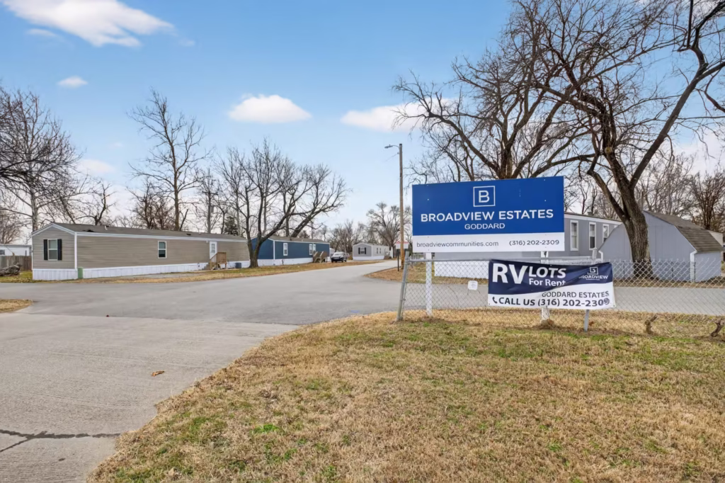 mobile homes near me, Broadstone Goddard, sale, rent, affordable mobile home for sale, community