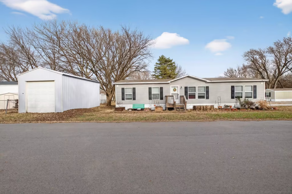 Broadstone Maize, broadview, mobile homes near me, community, rent, affordable mobile home for rent